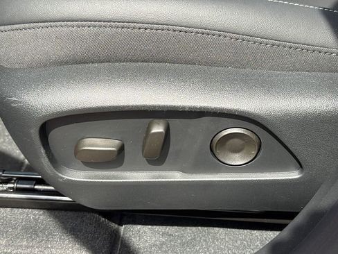 New 2026 GMC Terrain Elevation w/ Elevation Premium Package AWD/4WD image 18