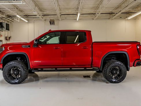 Used 2023 GMC Sierra 1500 AT4 w/ AT4 Preferred Package AWD/4WD image 6