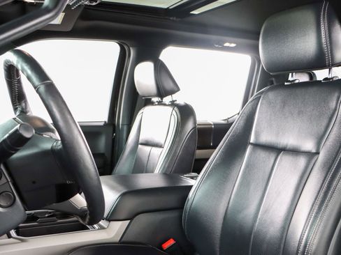 Used 2022 Ford F250 Lariat w/ Tremor Off-Road Package image 26