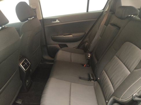 Used 2020 Kia Sportage LX AWD/4WD image 18