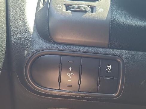 Used 2018 Kia Forte LX FWD image 15