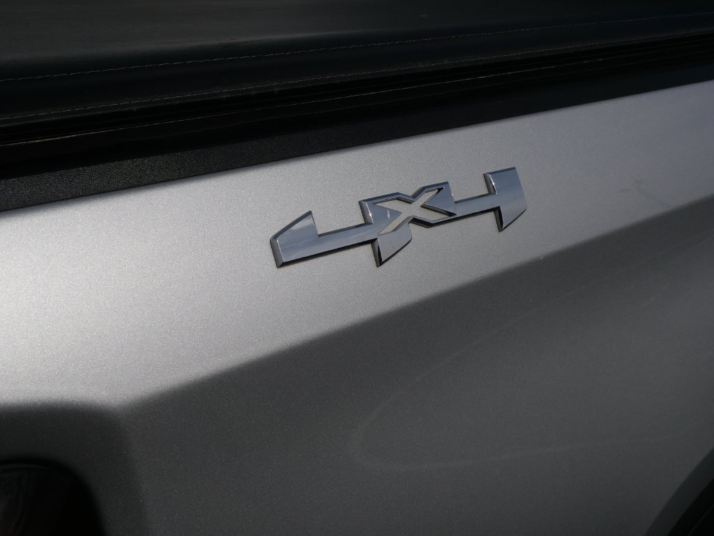Certified 2020 GMC Sierra 1500 4x4 Crew Cab image 11