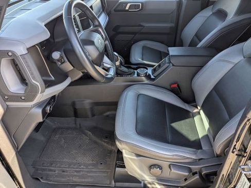 Used 2023 Ford Bronco Big Bend image 16