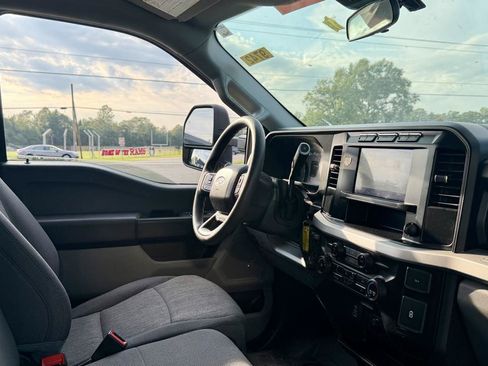 Used 2023 Ford F350 XL w/ 360-Degree Camera Package AWD/4WD image 14