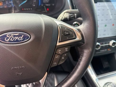 Used 2024 Ford Edge Titanium AWD/4WD image 18