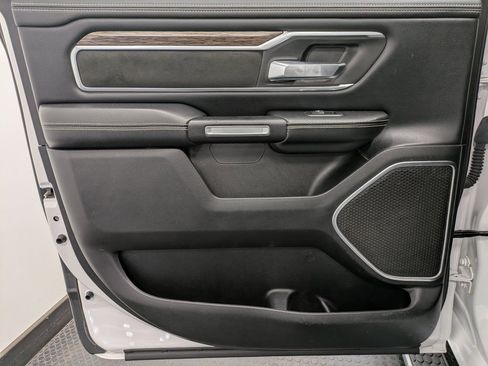 Used 2019 RAM 1500 Laramie image 22