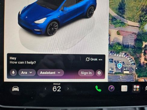 Used 2023 Tesla Model Y AWD image 45