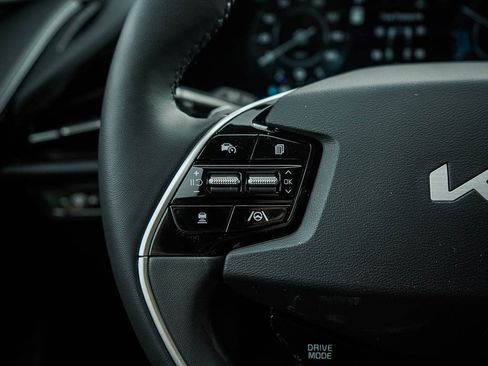 New 2026 Kia Niro Wind FWD image 21