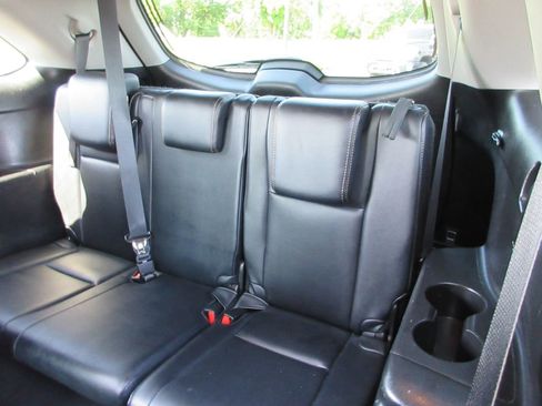Used 2016 Toyota Highlander XLE AWD/4WD image 21