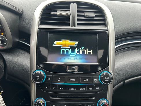 Used 2015 Chevrolet Malibu LT w/ Power Convenience Package image 26