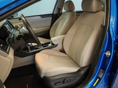 Used 2018 Hyundai Sonata SEL FWD image 3