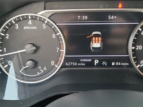 Used 2023 Nissan Pathfinder SL image 10