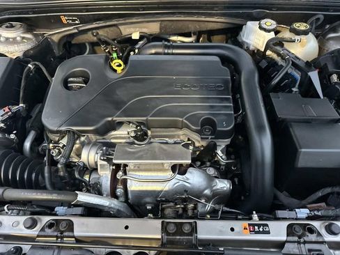 Used 2023 Chevrolet Malibu LT FWD image 10