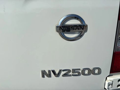 Used 2020 Nissan NV 2500 SV image 5