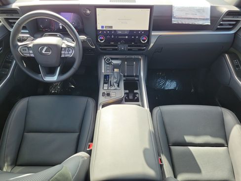 Used 2026 Lexus GX 550 AWD/4WD image 13