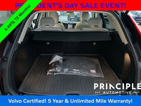 Certified 2023 Volvo XC60 B5 Plus w/ Protection Package Premier image 26