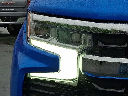 Used 2026 Chevrolet Silverado 1500 LT AWD/4WD image 9