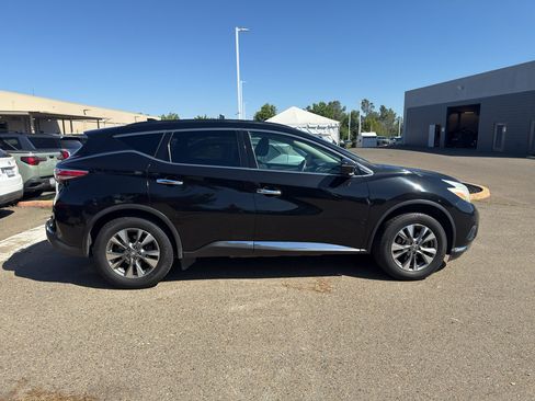 Used 2017 Nissan Murano SV AWD/4WD image 4
