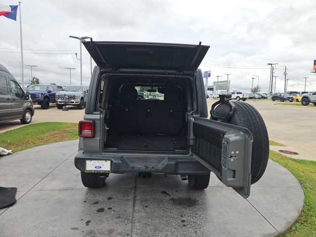 Used 2019 Jeep Wrangler Unlimited Sport S AWD/4WD image 7
