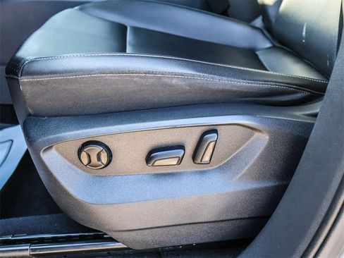 Used 2019 Volkswagen Atlas SE image 27