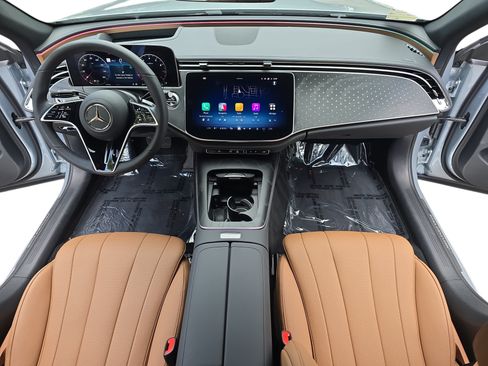 Certified 2026 Mercedes-Benz E 350 4MATIC Sedan image 9