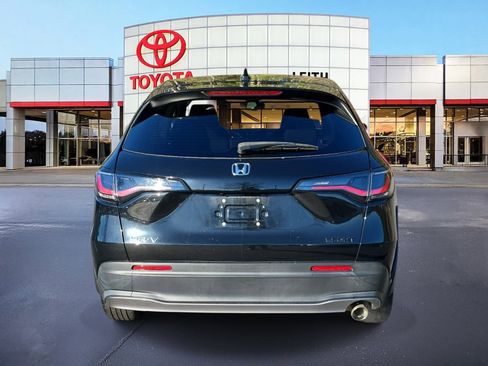 Used 2023 Honda HR-V Sport image 8