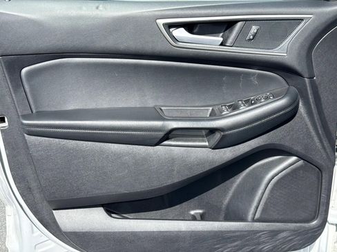 Used 2022 Ford Edge SEL image 23