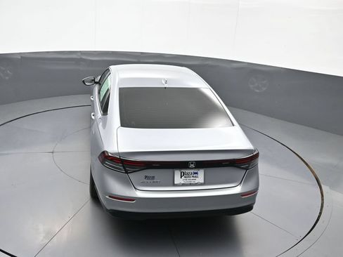 Used 2023 Honda Accord LX image 38