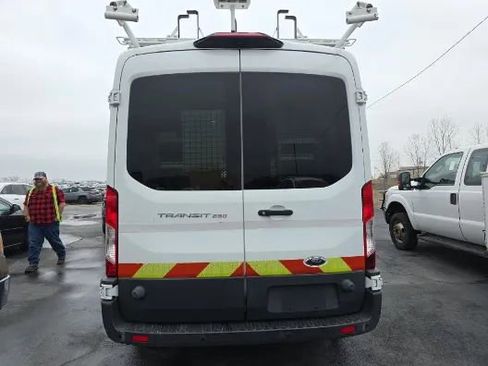 Used 2018 Ford Transit 250 148 Medium Roof w/ Exterior Upgrade Package RWD image 4