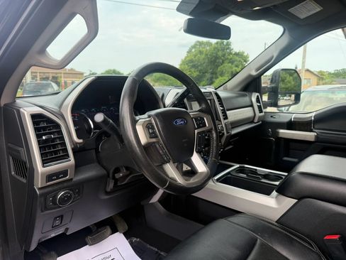 Used 2020 Ford F250 Lariat w/ Lariat Value Package AWD/4WD image 13