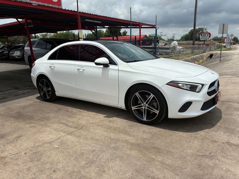 Used 2019 Mercedes-Benz A 220 image 7
