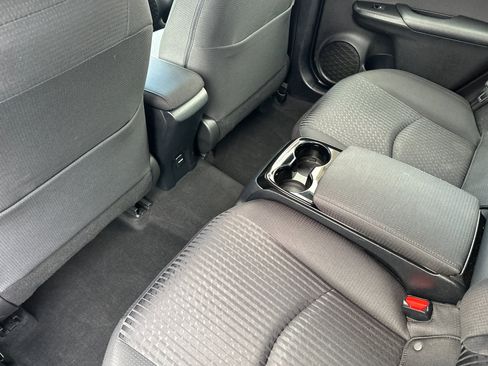 Used 2017 Toyota Prius Prime Premium image 12