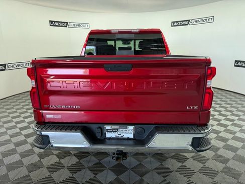 Used 2021 Chevrolet Silverado 1500 LTZ AWD/4WD image 5