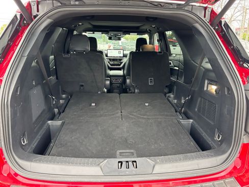Used 2025 Ford Explorer ST AWD/4WD image 22