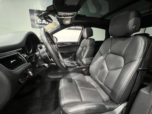 Used 2015 Porsche Macan S image 21