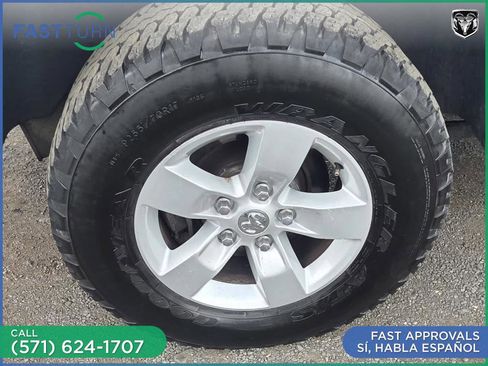 Used 2017 RAM 1500 Express image 36