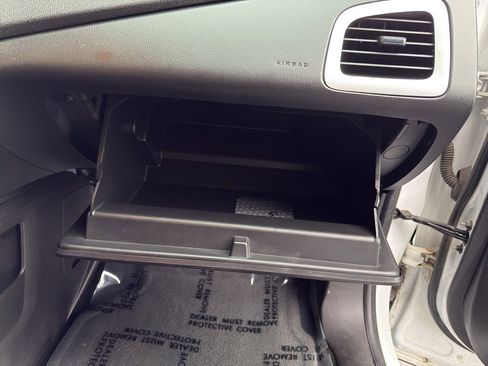 Used 2015 GMC Terrain SLE image 33