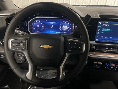 New 2026 Chevrolet Silverado 1500 LT AWD/4WD image 32