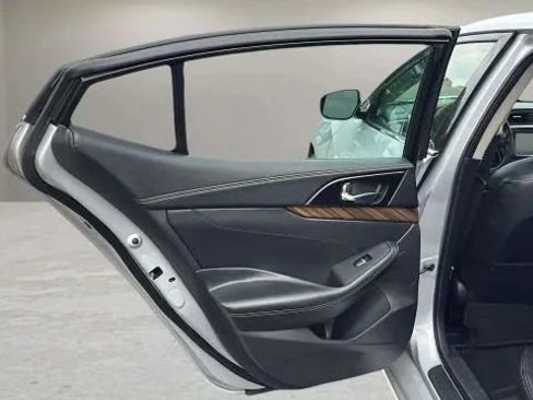 Used 2017 Nissan Maxima Platinum image 34