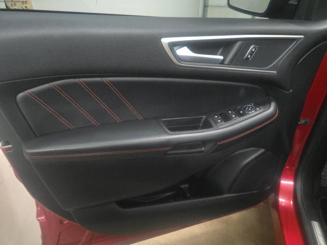 Used 2024 Ford Edge ST-Line AWD/4WD image 18