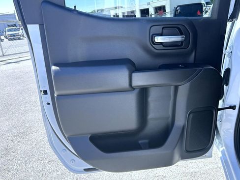 Certified 2024 Chevrolet Silverado 1500 Custom AWD/4WD image 17