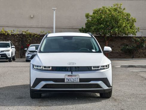 Used 2025 Hyundai Ioniq 5 SEL image 2