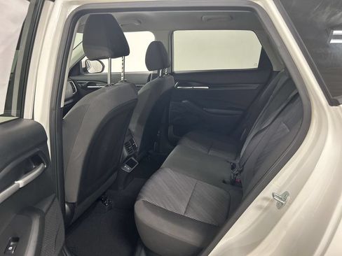 Used 2024 Kia Seltos LX AWD/4WD image 19
