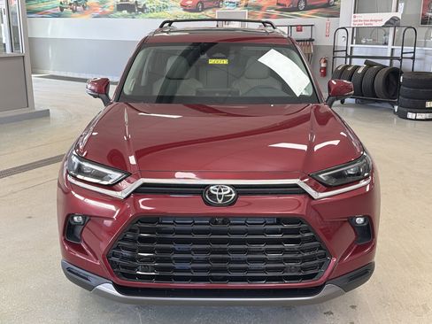 New 2026 Toyota Grand Highlander Limited AWD/4WD image 8