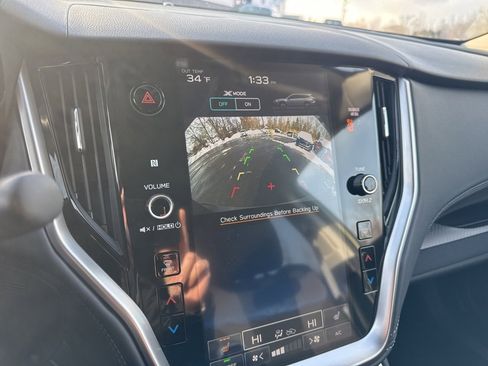 Used 2025 Subaru Outback Premium image 12