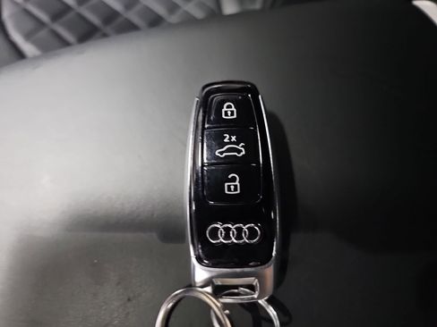 Used 2024 Audi SQ8 Prestige image 36