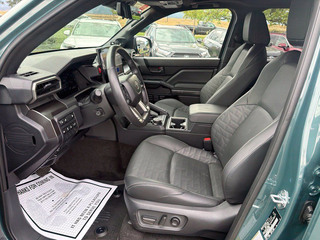 Used 2026 Toyota 4Runner TRD Off-Road Premium w/ Tow Technology Package AWD/4WD image 25