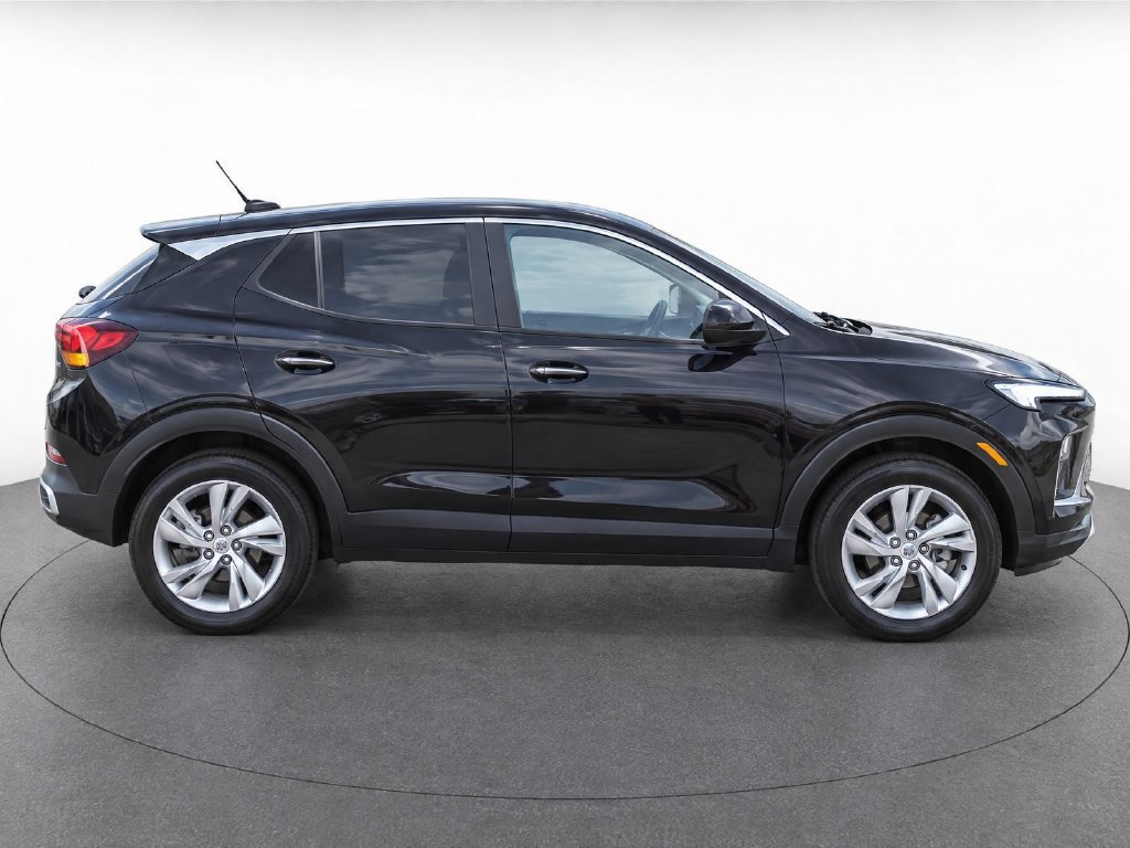 Used 2024 Buick Encore GX Preferred w/ Comfort Package FWD image 8