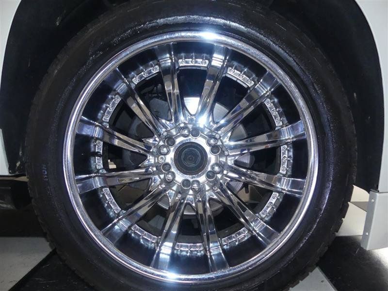 Used 2015 Cadillac Escalade Platinum AWD/4WD image 40