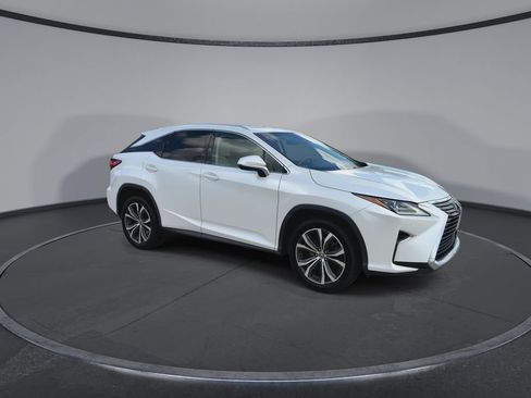 Used 2018 Lexus RX 350 FWD w/ Premium Package image 2